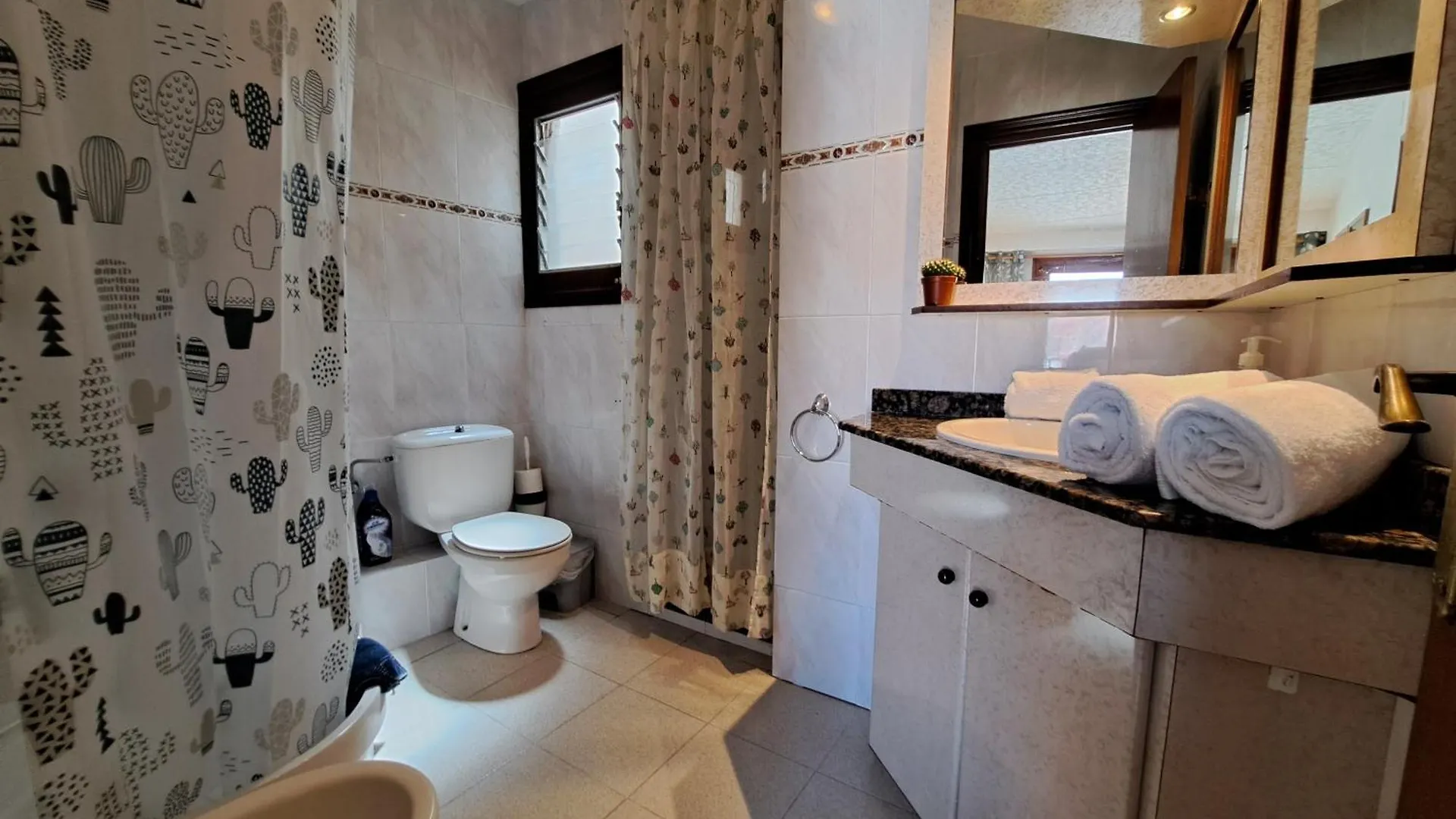 Apartamento En Centro Historico De Tarragona 3-2 Spain